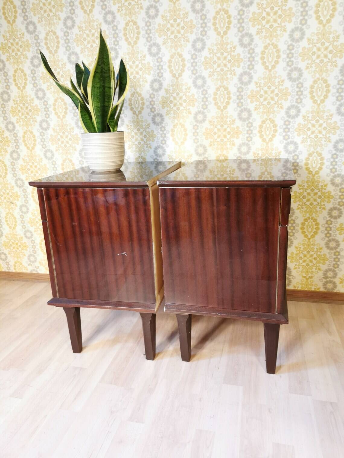 Pair of Vintage Wooden Nightstands: Mid-Century Modern Bedside Tables