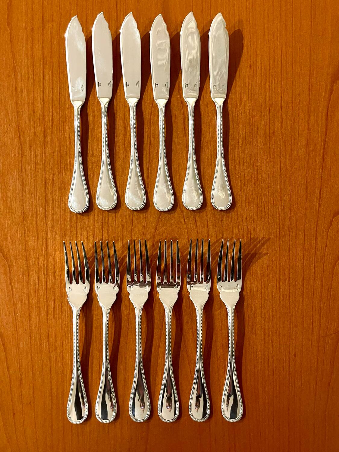 Christofle Perles 6 fish cutlery set: 12 pieces, excellent condition