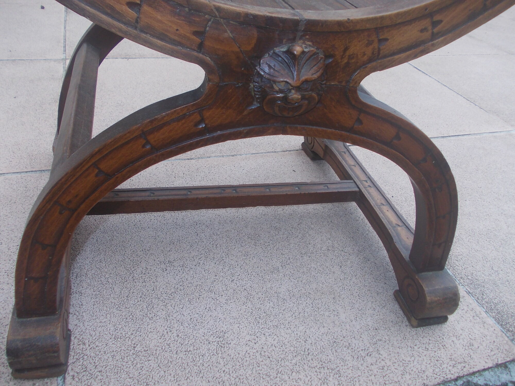 Dagobert curl chair neo renaissance late 19th century