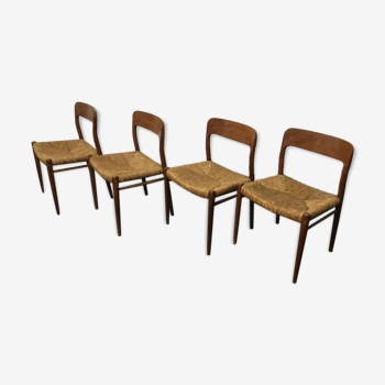 Set of 4 dining chairs Moller model 75