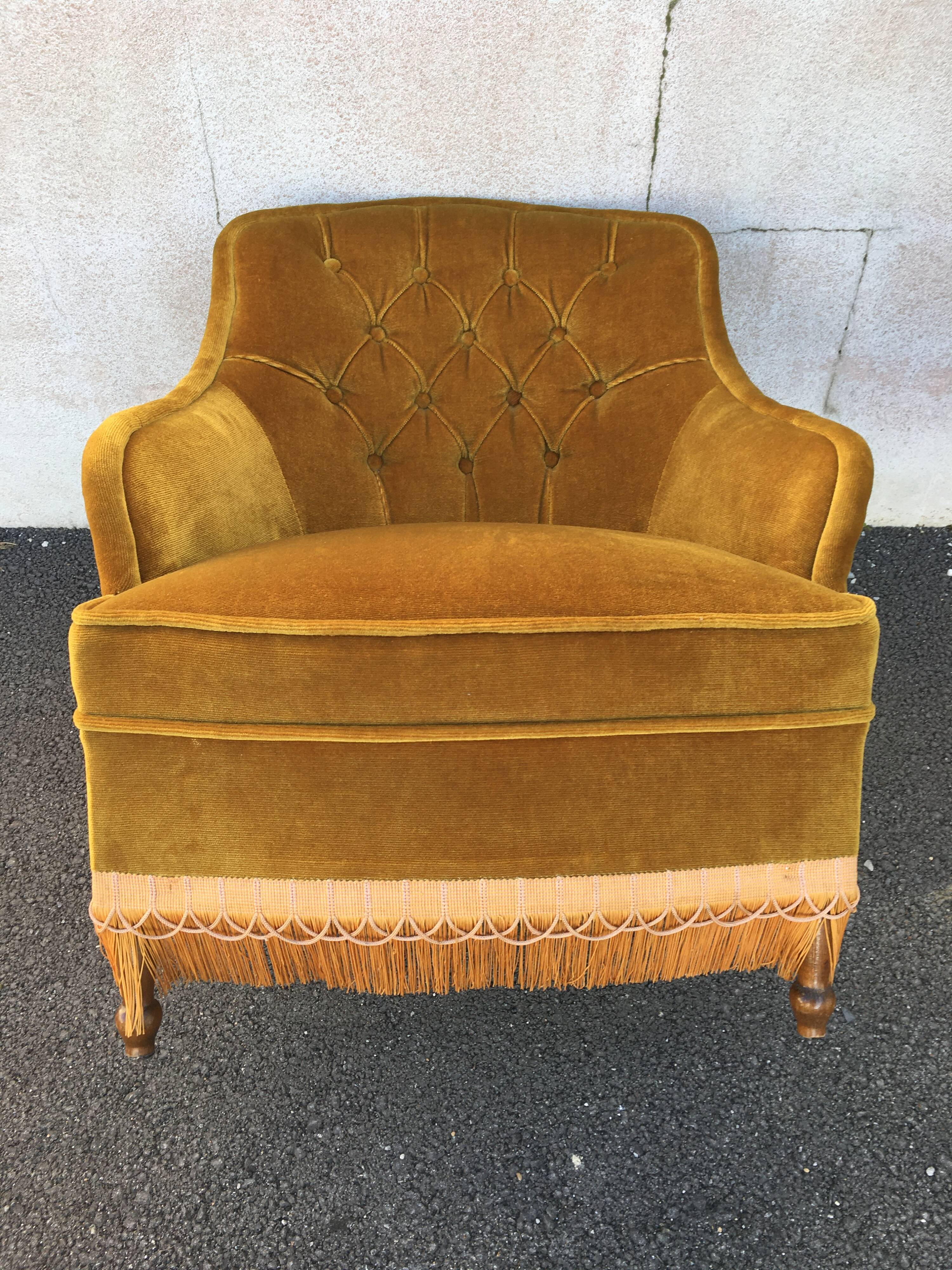 Vintage toad chair velvet gold