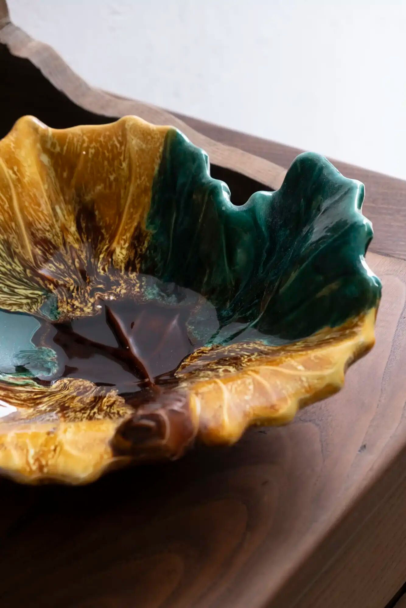 Large ceramic plate from Vallauris "Geneviève"