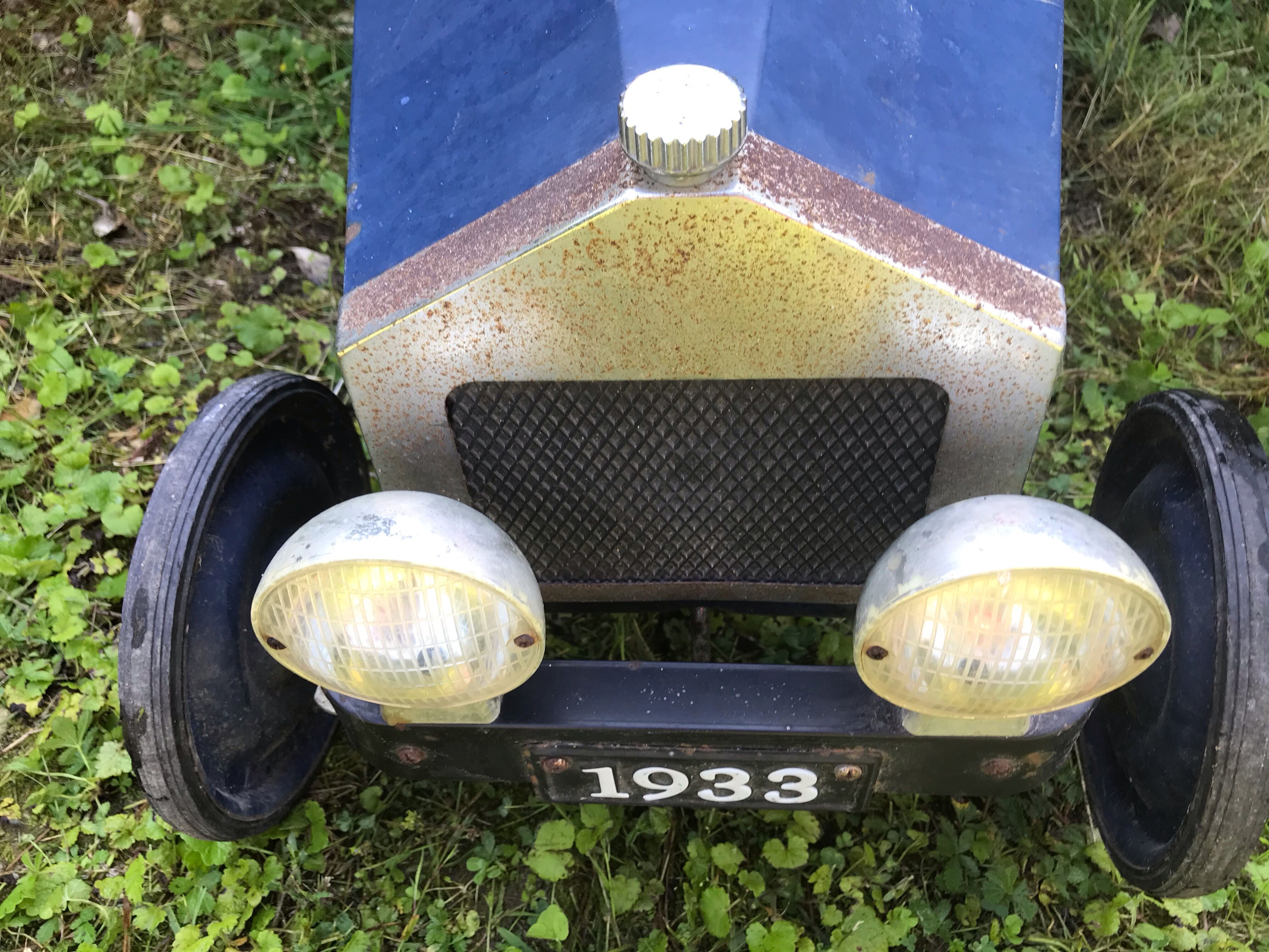 Old pedal car