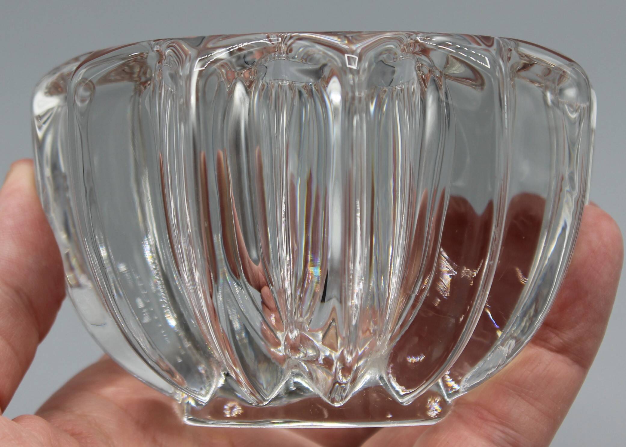 Small crystal vase signed pierre d'avesn art deco