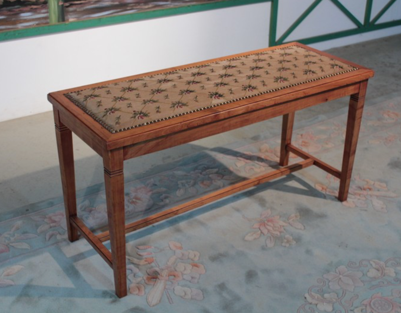 Banquette en merisier XXeme