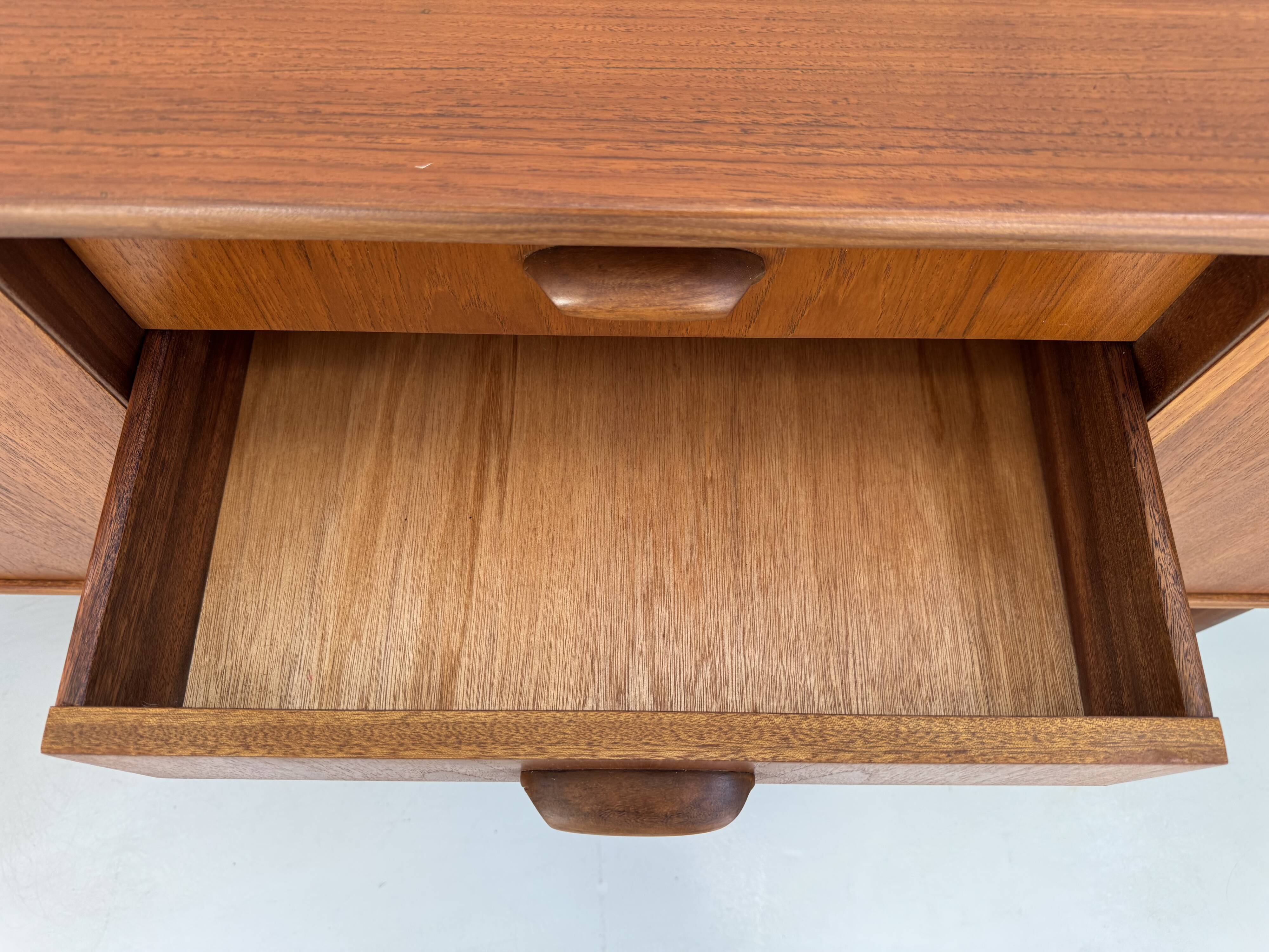 Buffet vintage G-Plan des années 1960