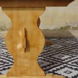 Table made entirely of solid pine, white top.