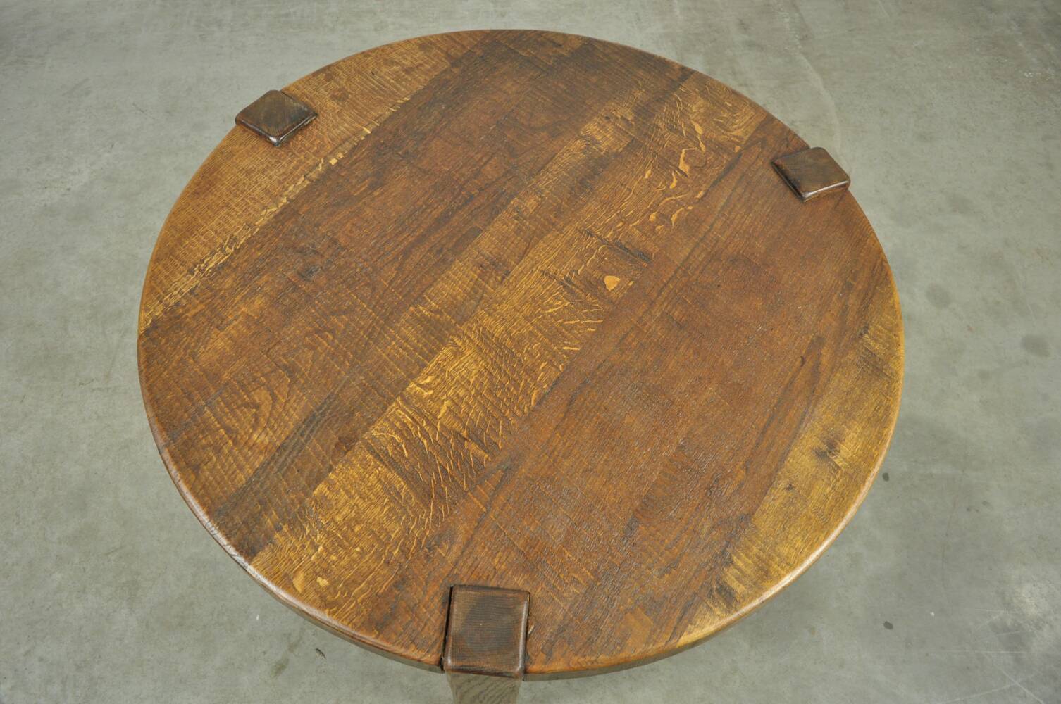 Solid oak round coffee table, Brutalist 1970s