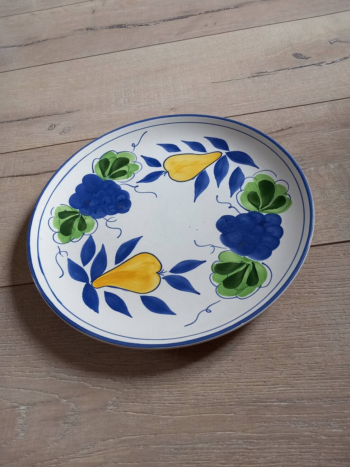 10 vintage dinner plates