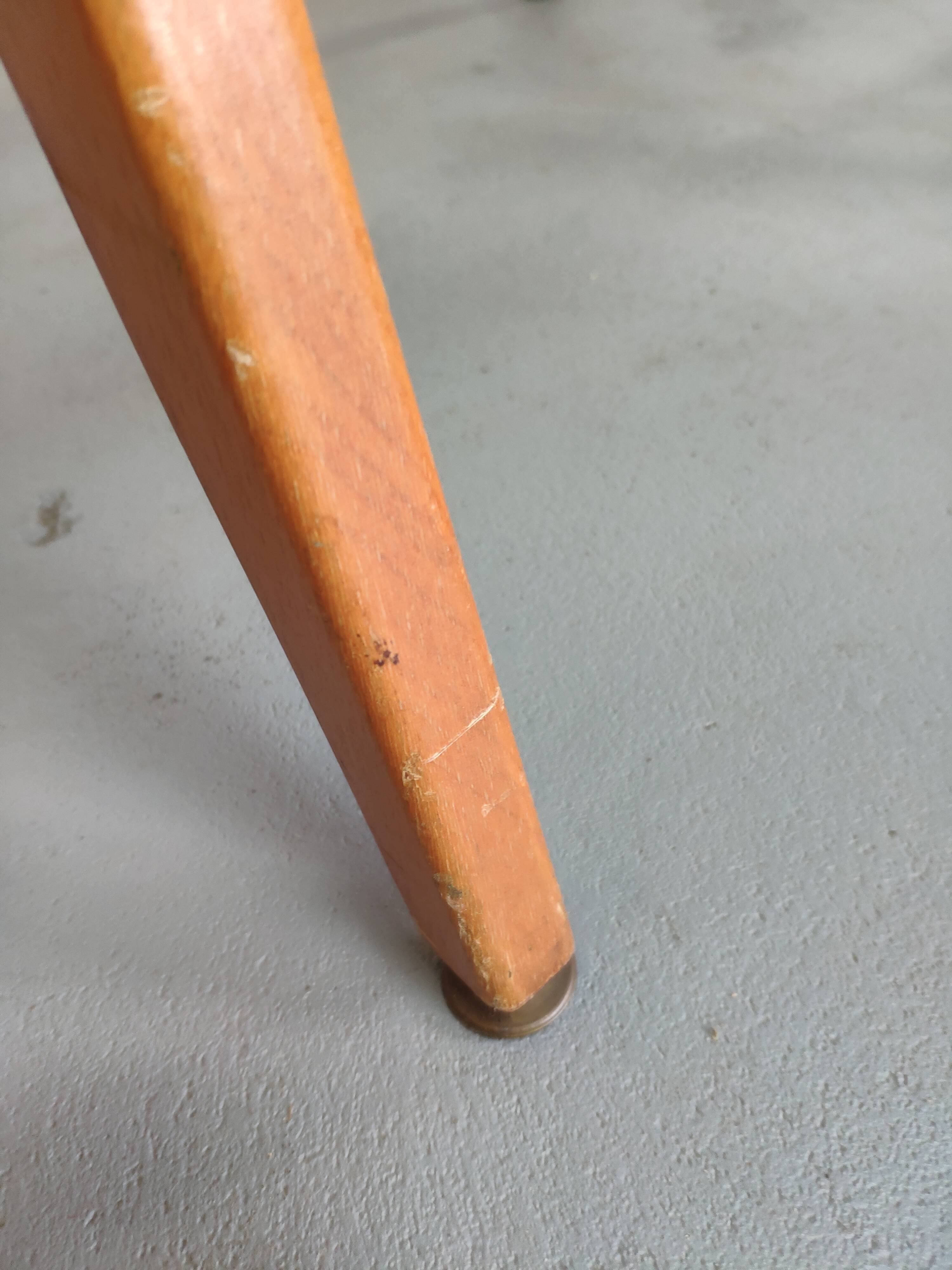Lot de 4 chaises vintage piètement bois et tissu bleu circa 60