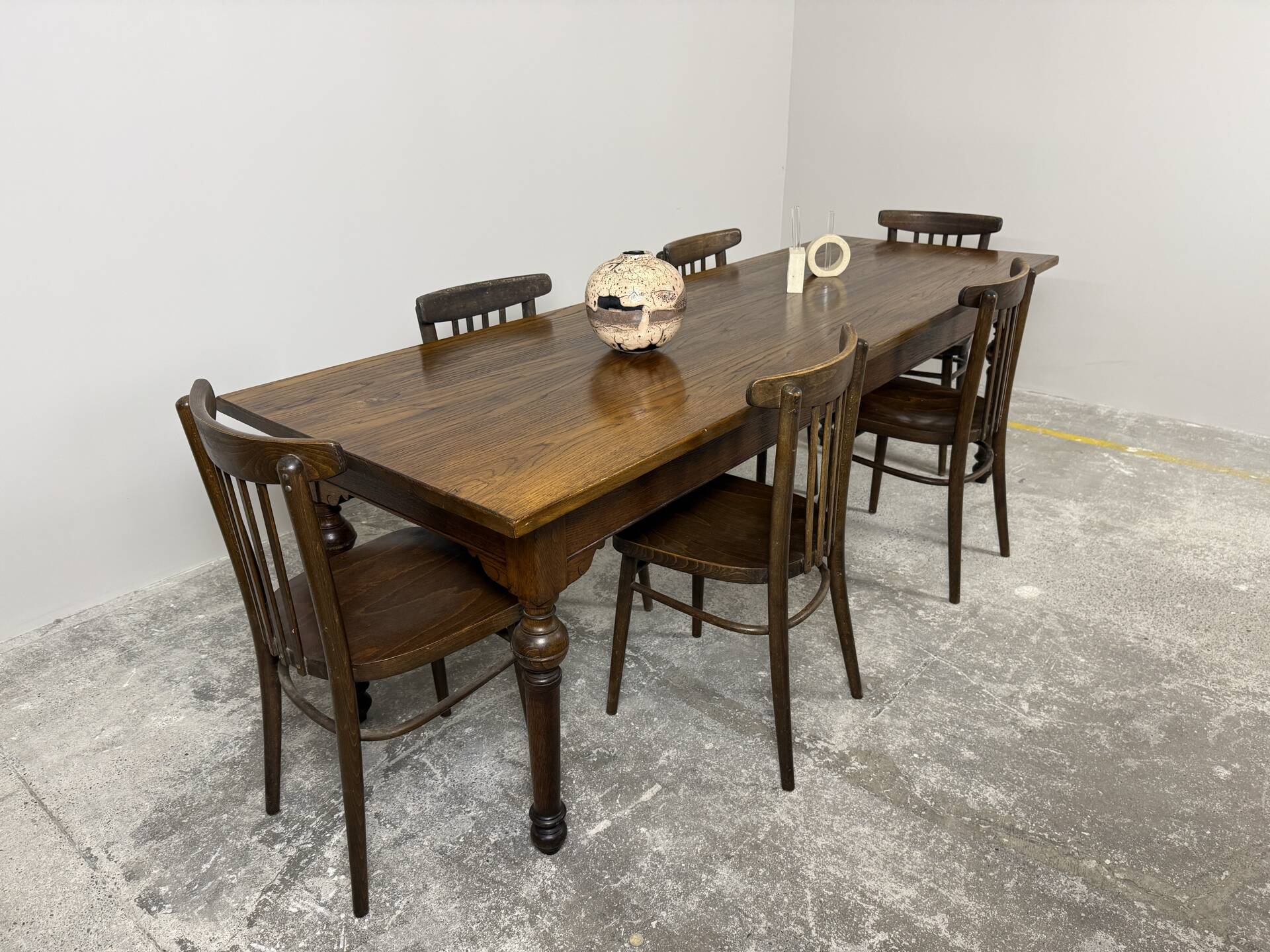 Grande table de ferme ancienne en chêne – 229 cm