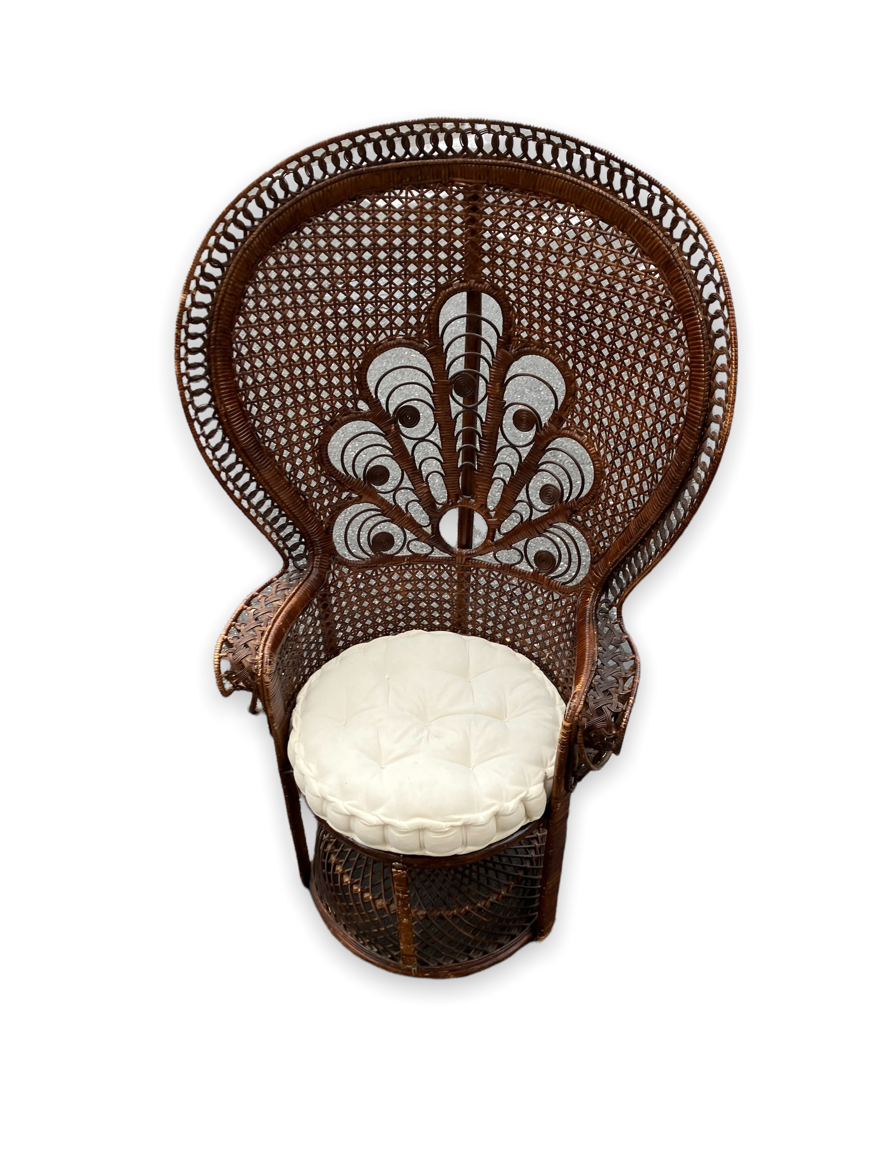 Armchair emmanuelle in rattan model peacock feather