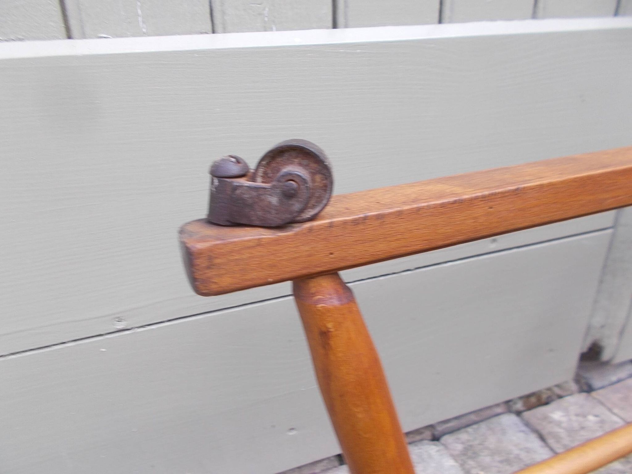 Ancienne chaise haute pour enfant Luterma