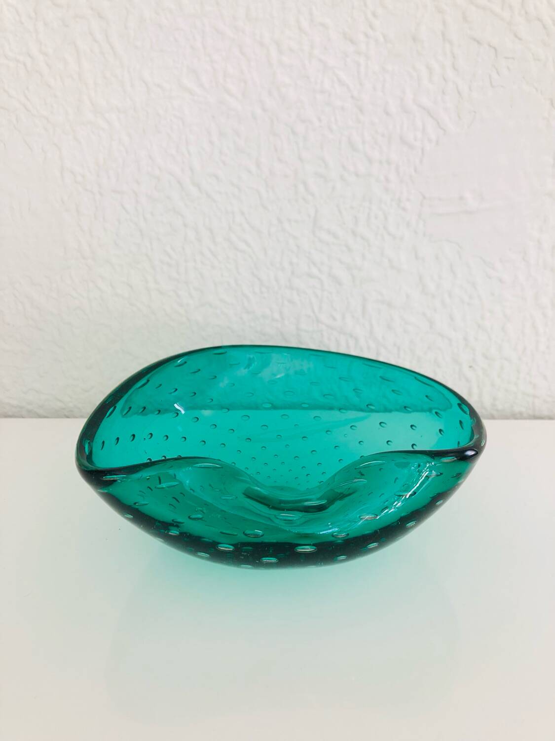 Ashtray or bowl in emerald green blown glass - Murano circa 1970