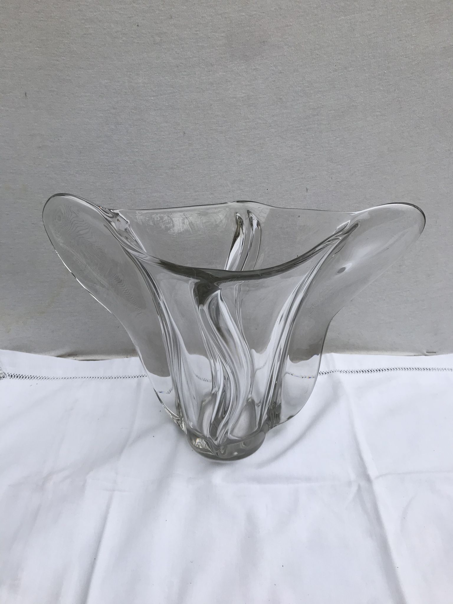 Vase ancien forme coupe verre moule transparent design vintage
