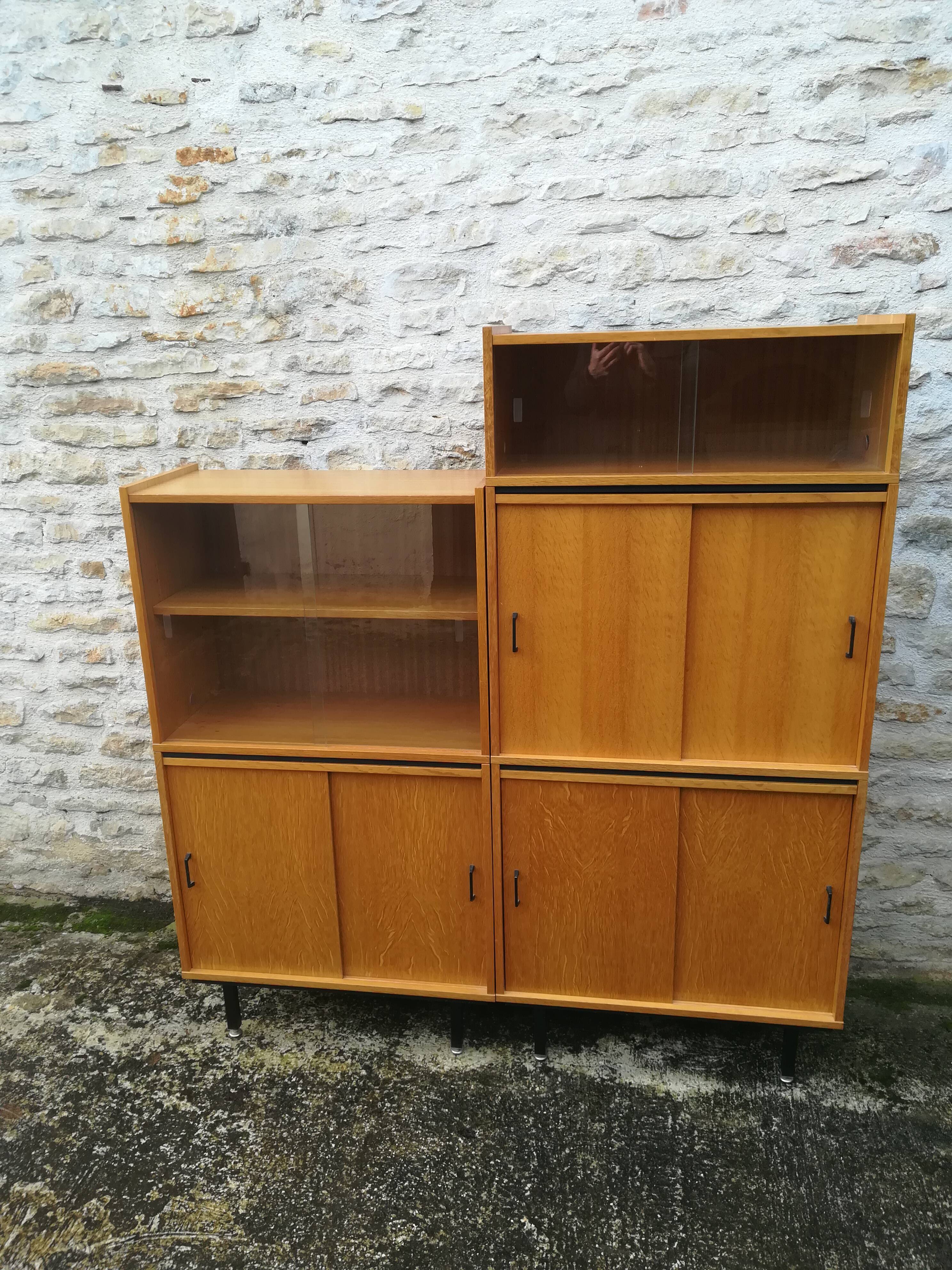 Modular vintage showcase bookcase
