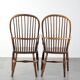 ensemble de deux chaises stickback Windsor anglaises antiques du 19e siècle