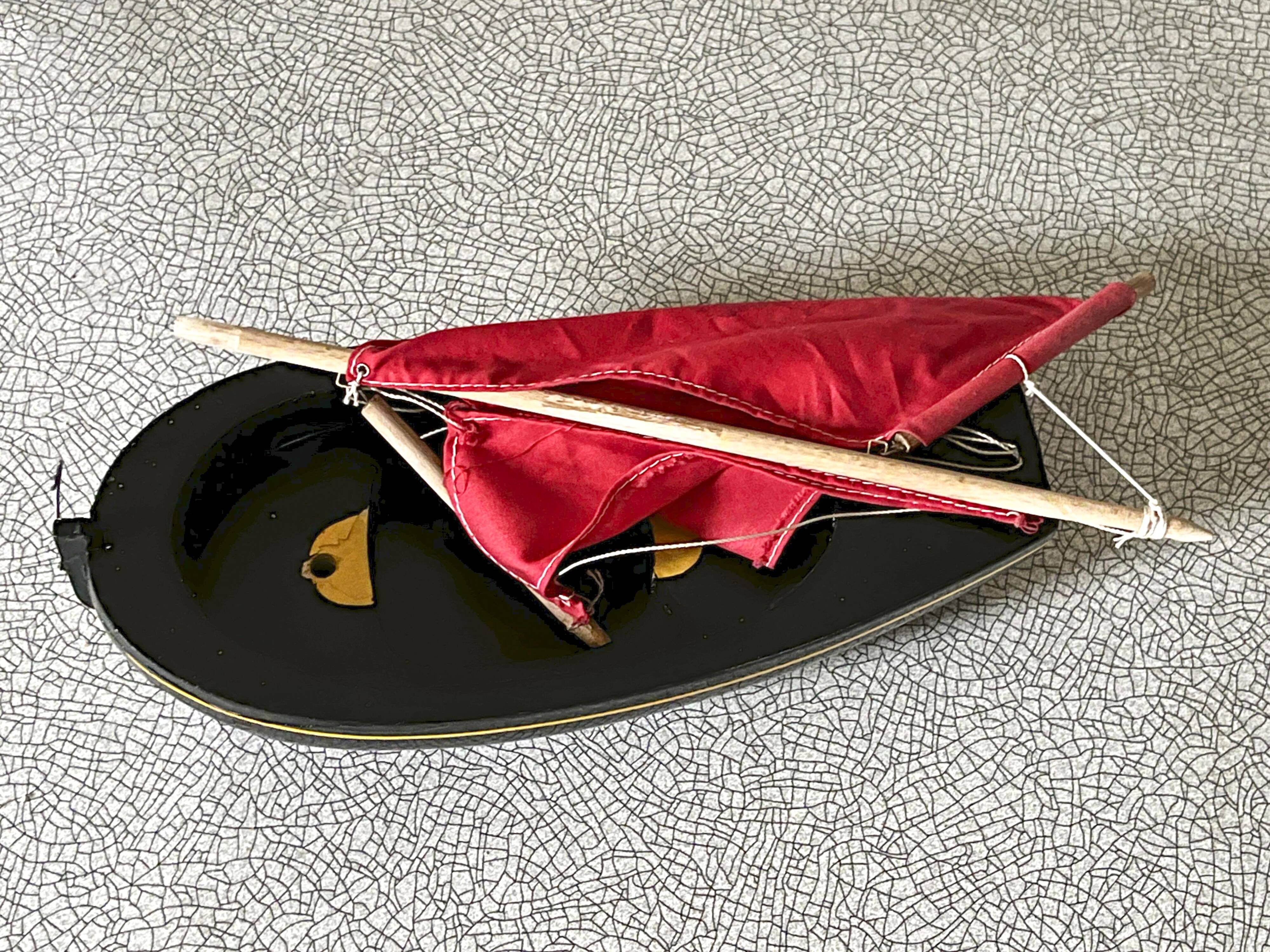 Tirot brand basin sailboat, model 206, vintage toy.