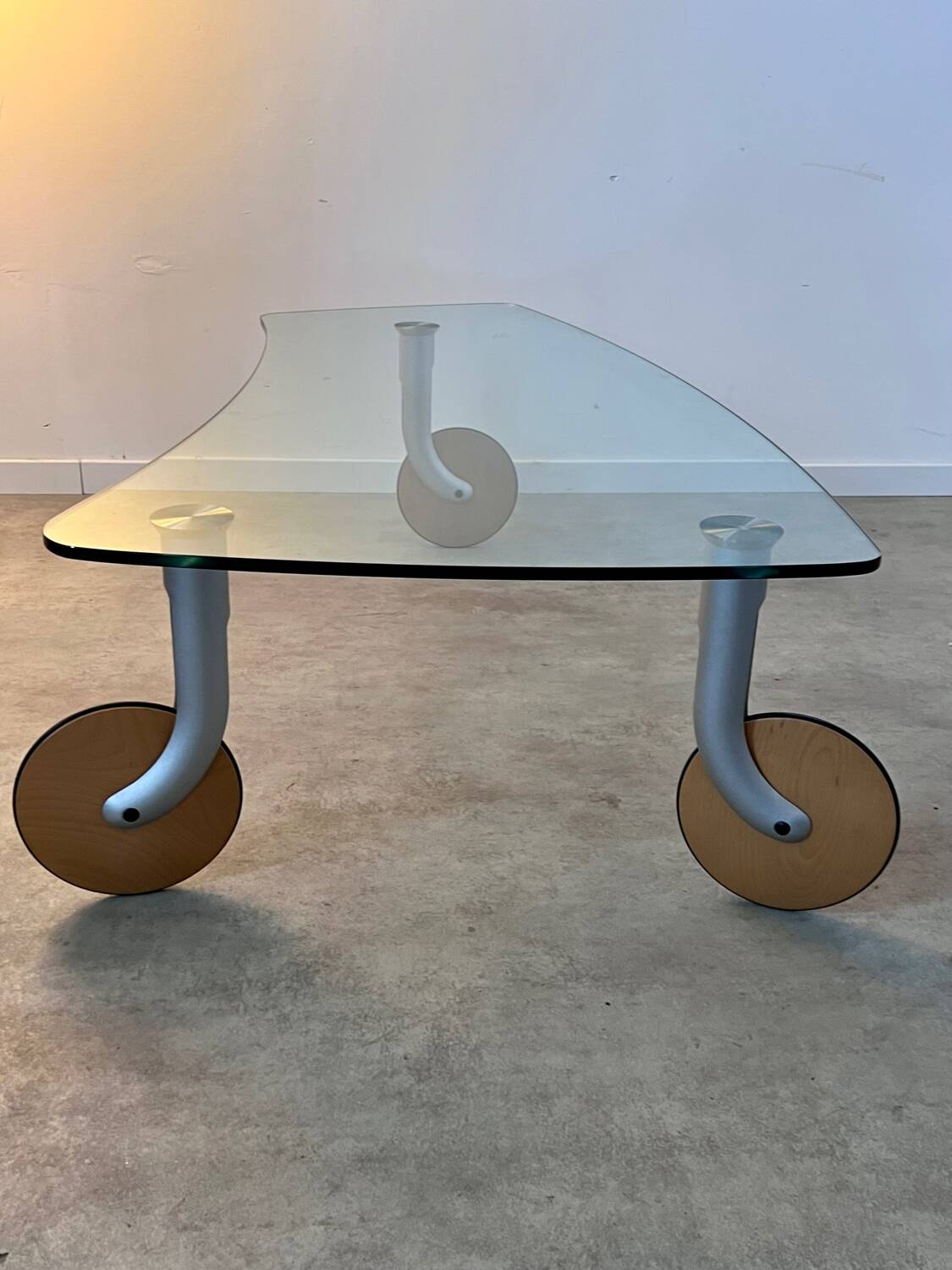 Vintage 90s design glass coffee table on casters