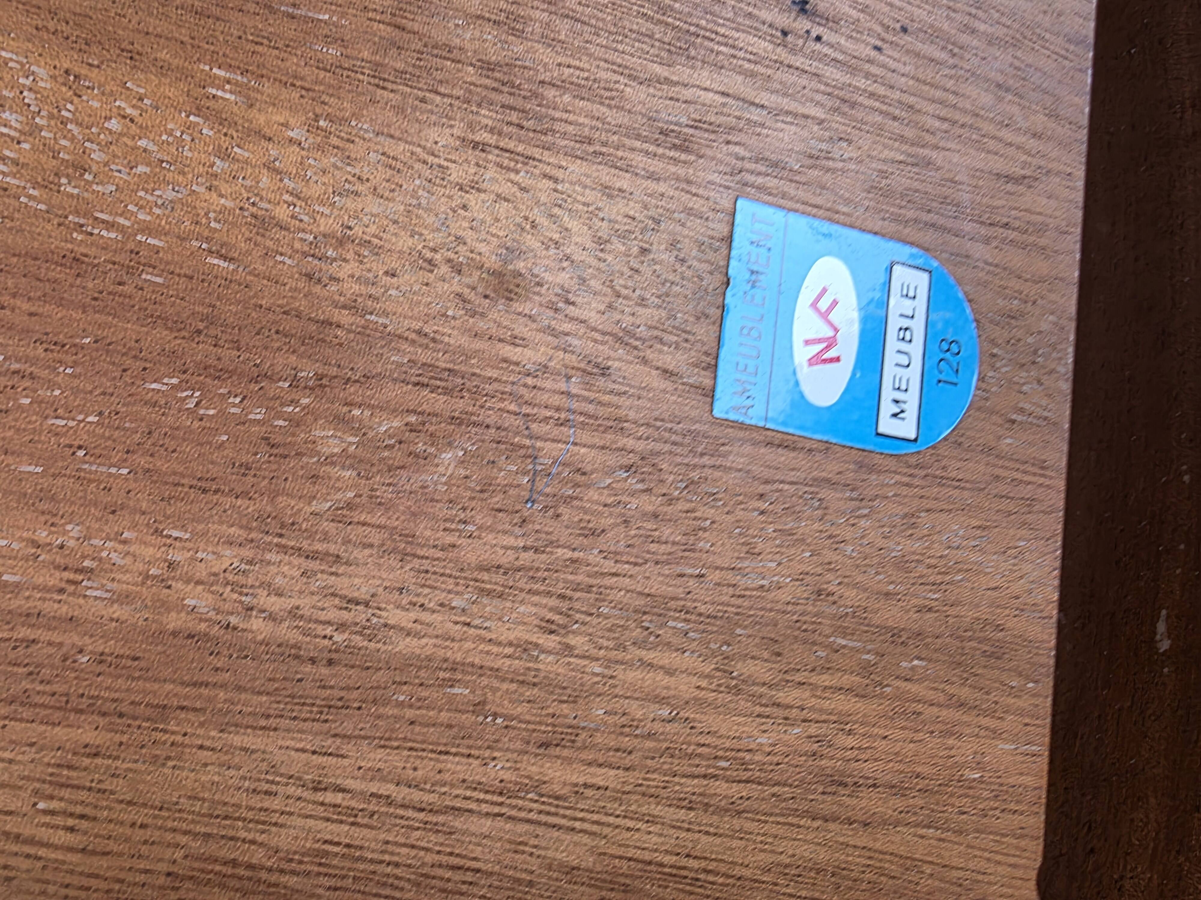 Scandinavian extendable table in rosewood from the 1960s.