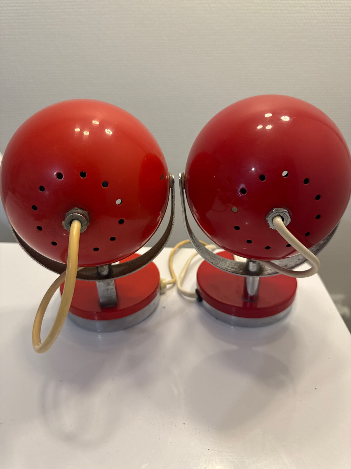 Red metal Space Age lamp in Reggiani style, 1970.