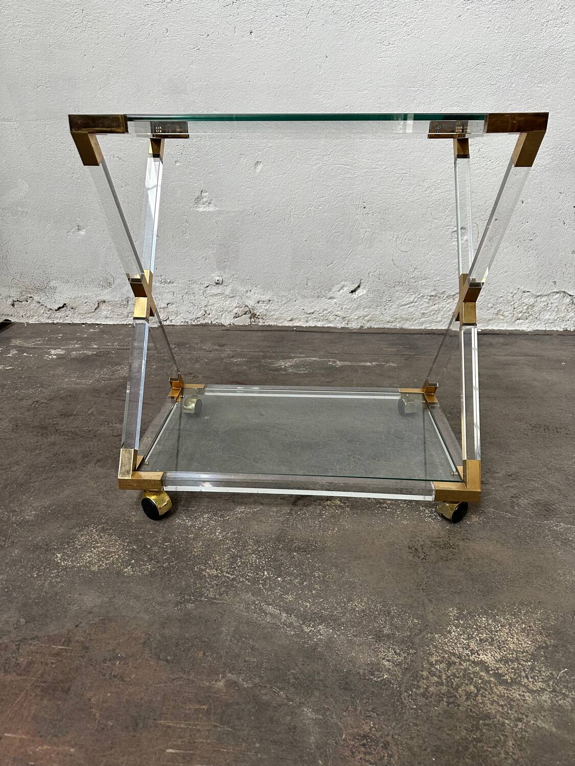 Serving cart or trolley in altuglass and brass