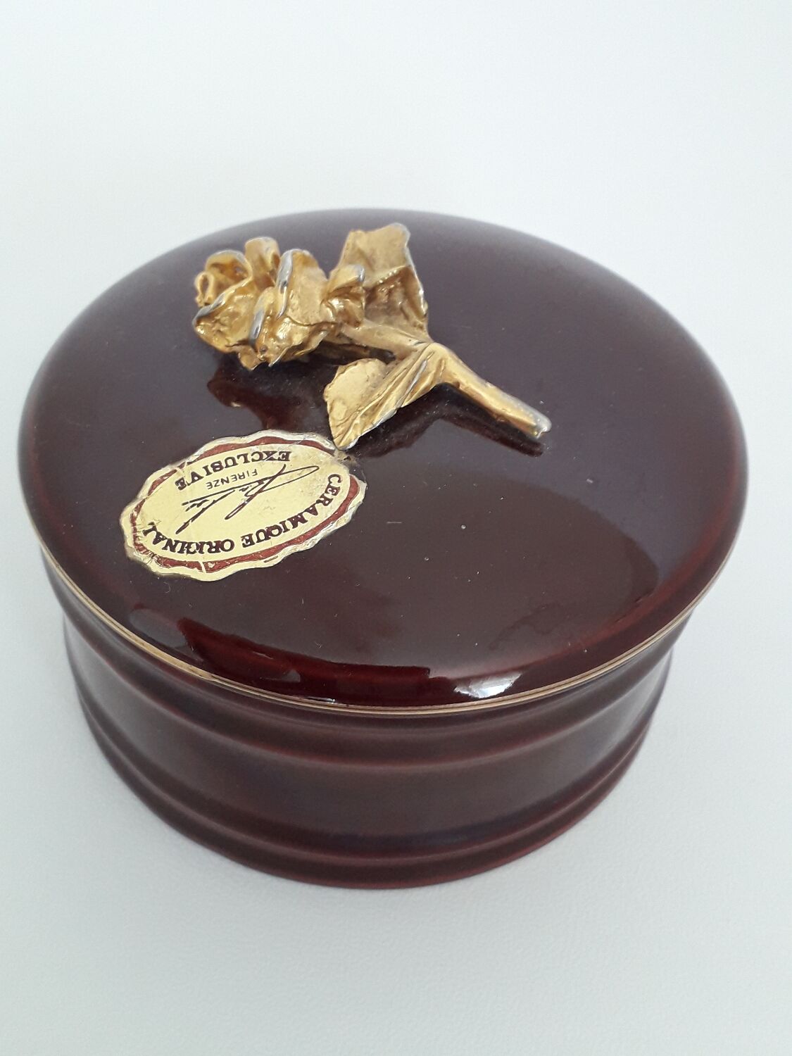 Ceramic jewelry box