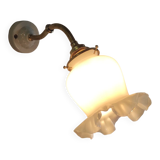 Swan neck wall light in brass, porcelain and opaline - mid 20th century.