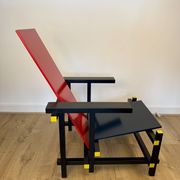 Red and Blue Chair in the Style of Gerrit Rietveld – De Stijl Movement