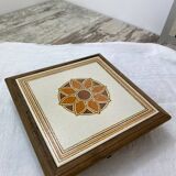 Musical trivet