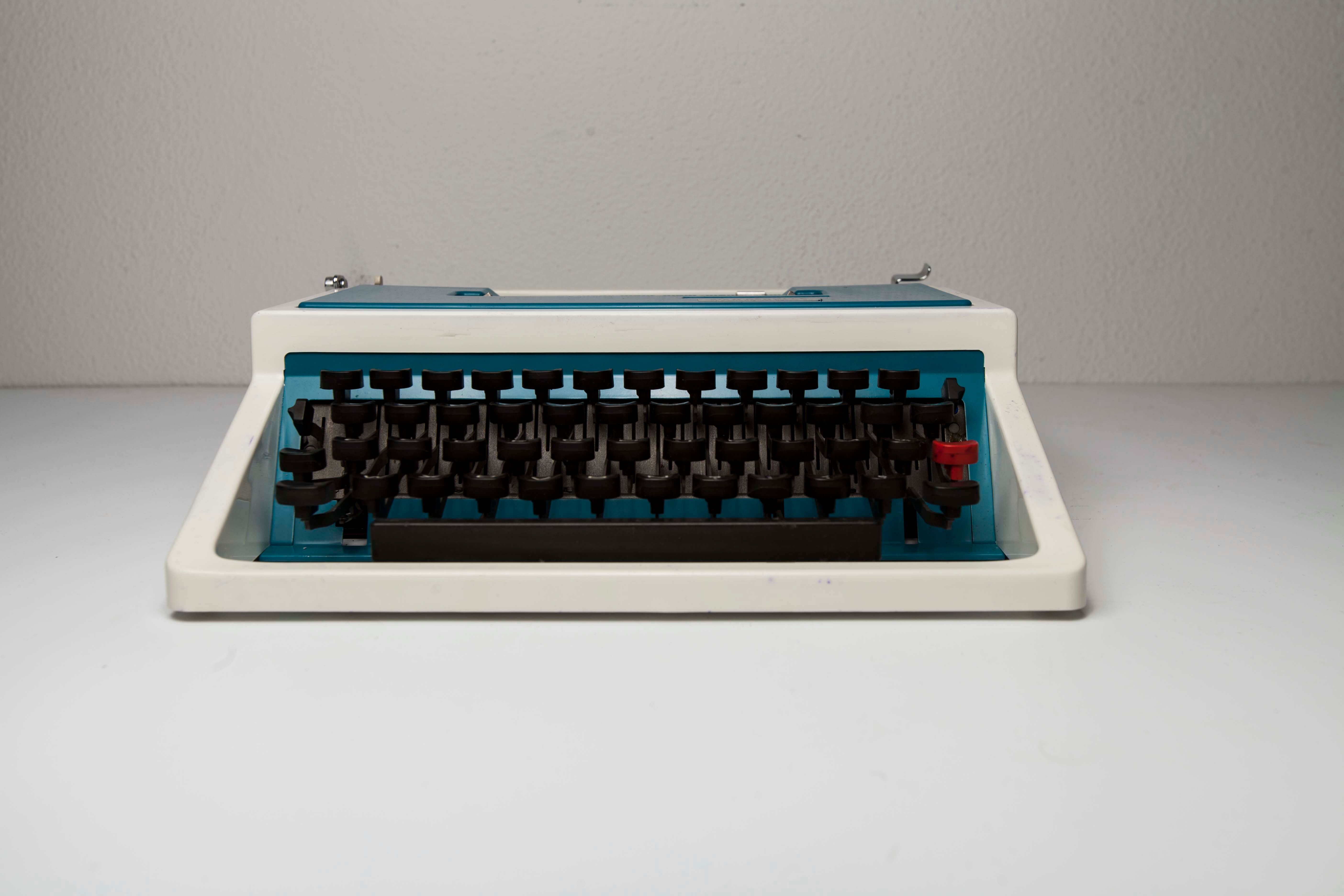 Blue Underwood 315 portable typewriter