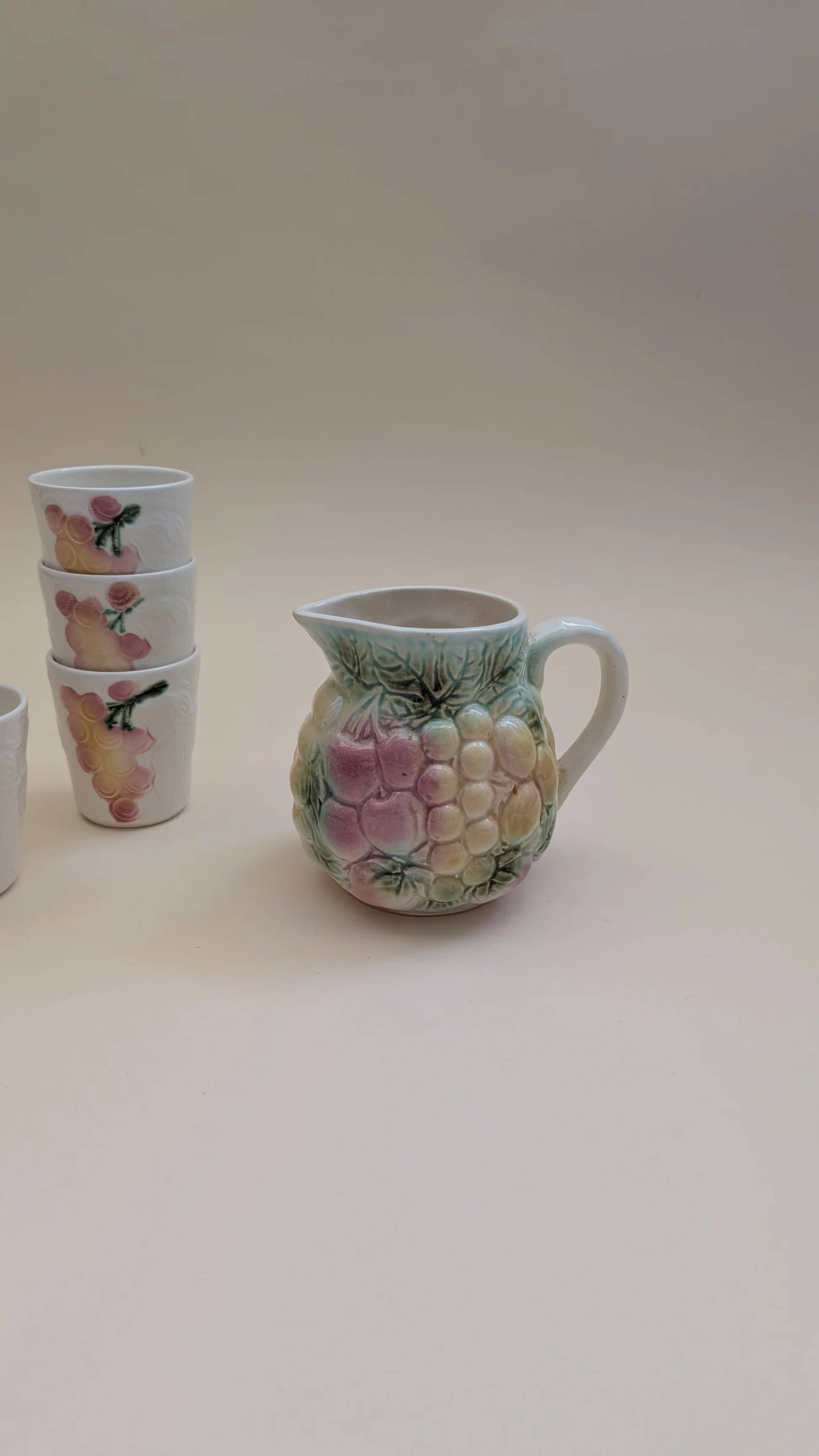 Pitcher and its 4 glasses