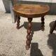 Tabouret en bois tripode