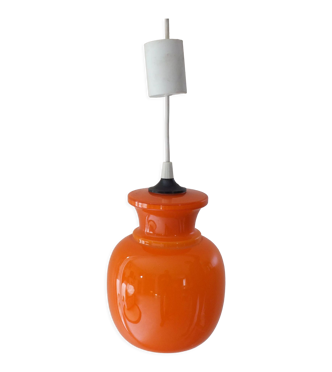 Suspension vintage en verre opalin orange des années 70
