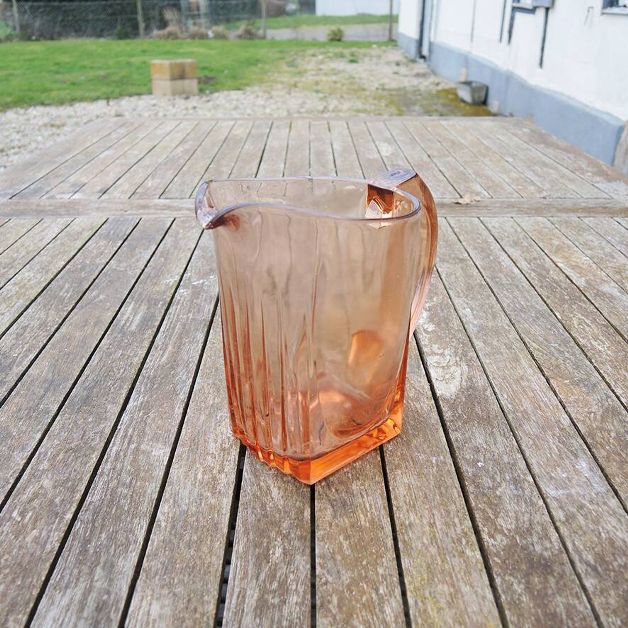 Ancien Broc en Verre Rose de Style Art Déco