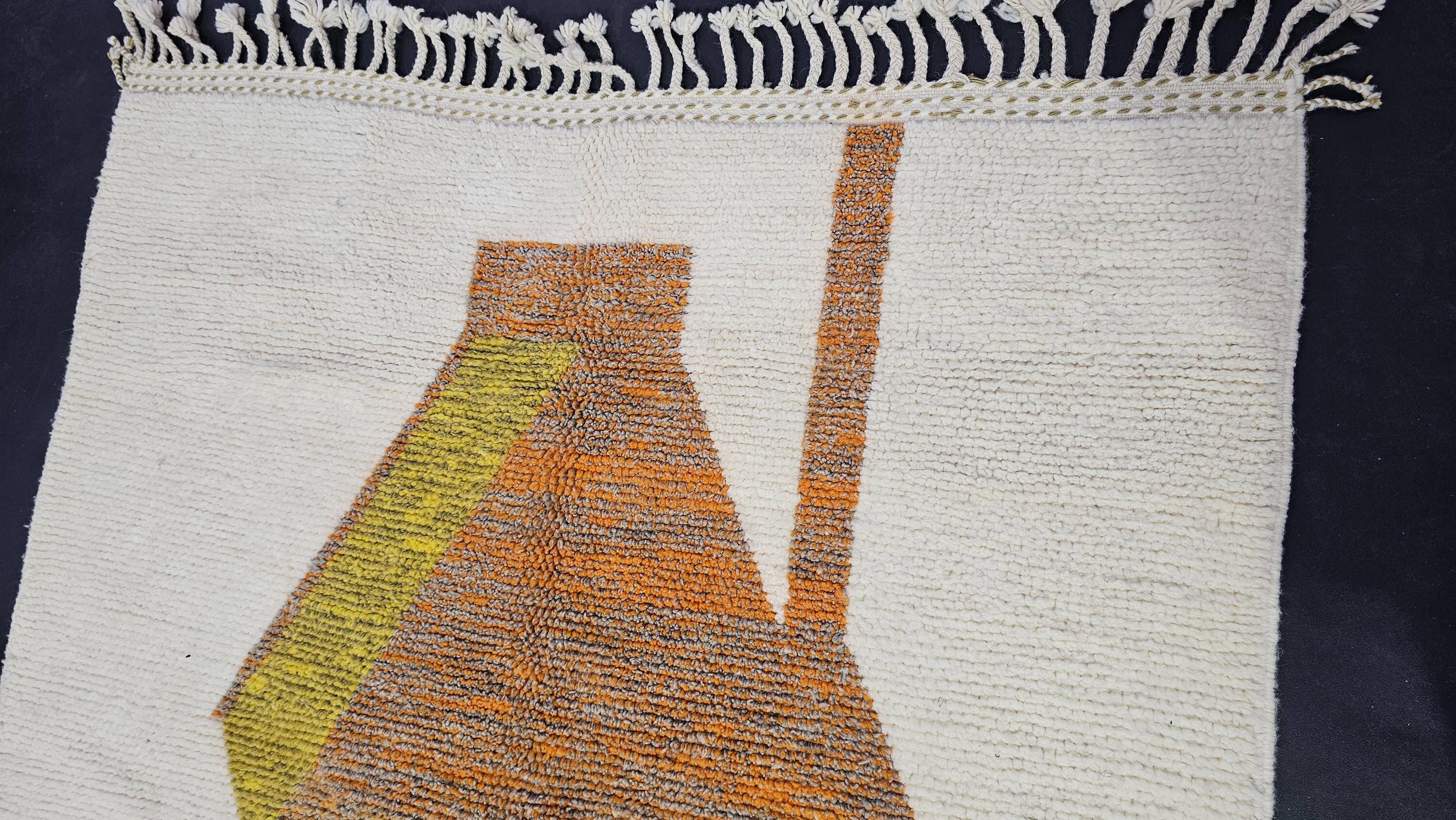 Traditional Moroccan handwoven rug 2.5x1.5 m