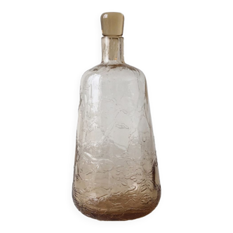 Glass bottle