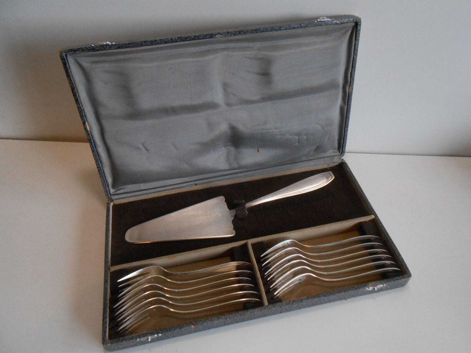 Covered service a silver metal Apollo gates