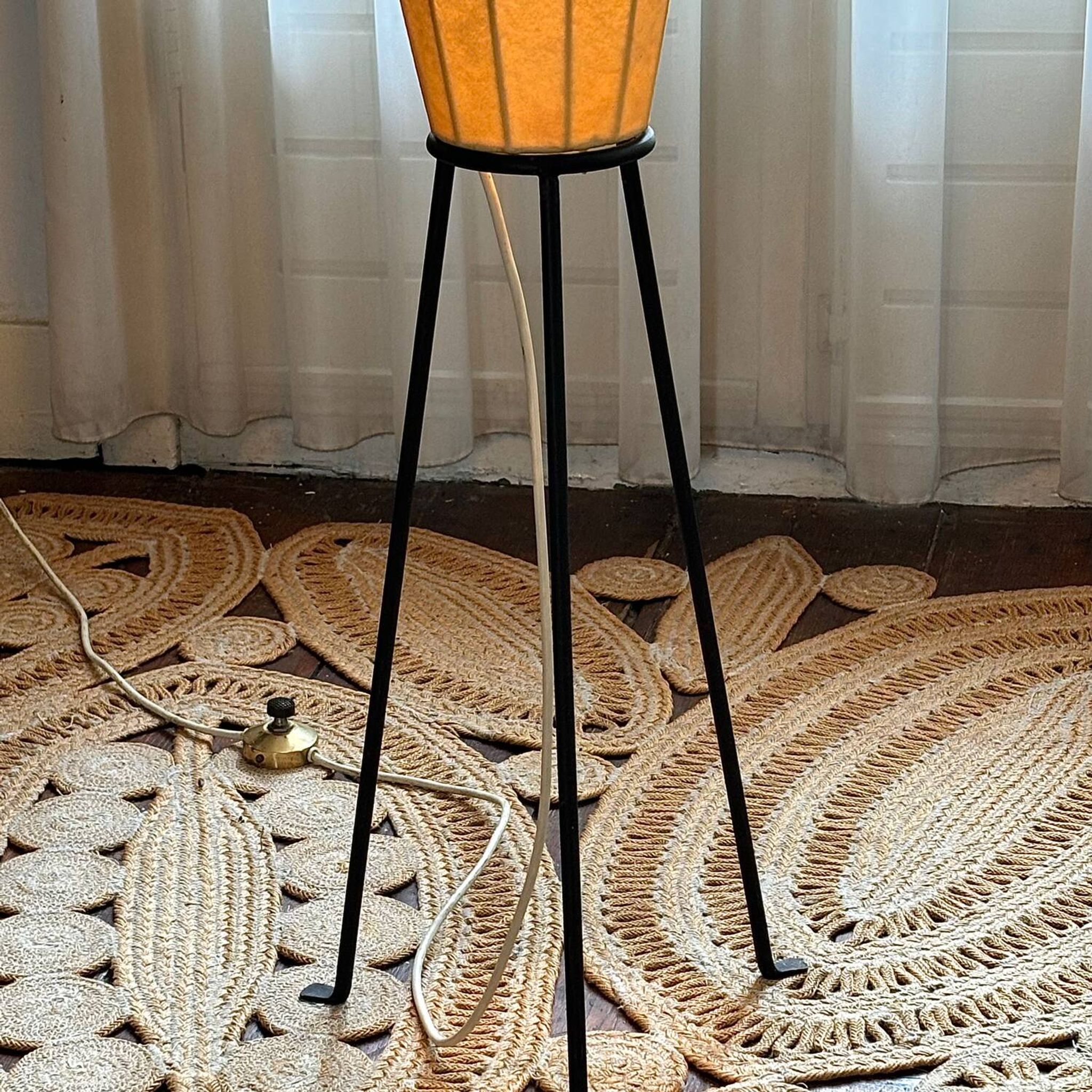 Lampadaire Trépied Cocoon Rocket par H. Klingele pour Artimeta
