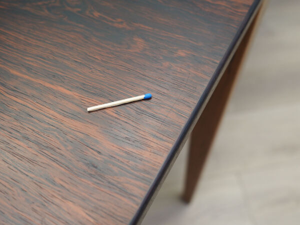 Table en palissandre, design danois, années 1960, designer: Poul Hundevad & Kai Winding, fabricant: Hundevad