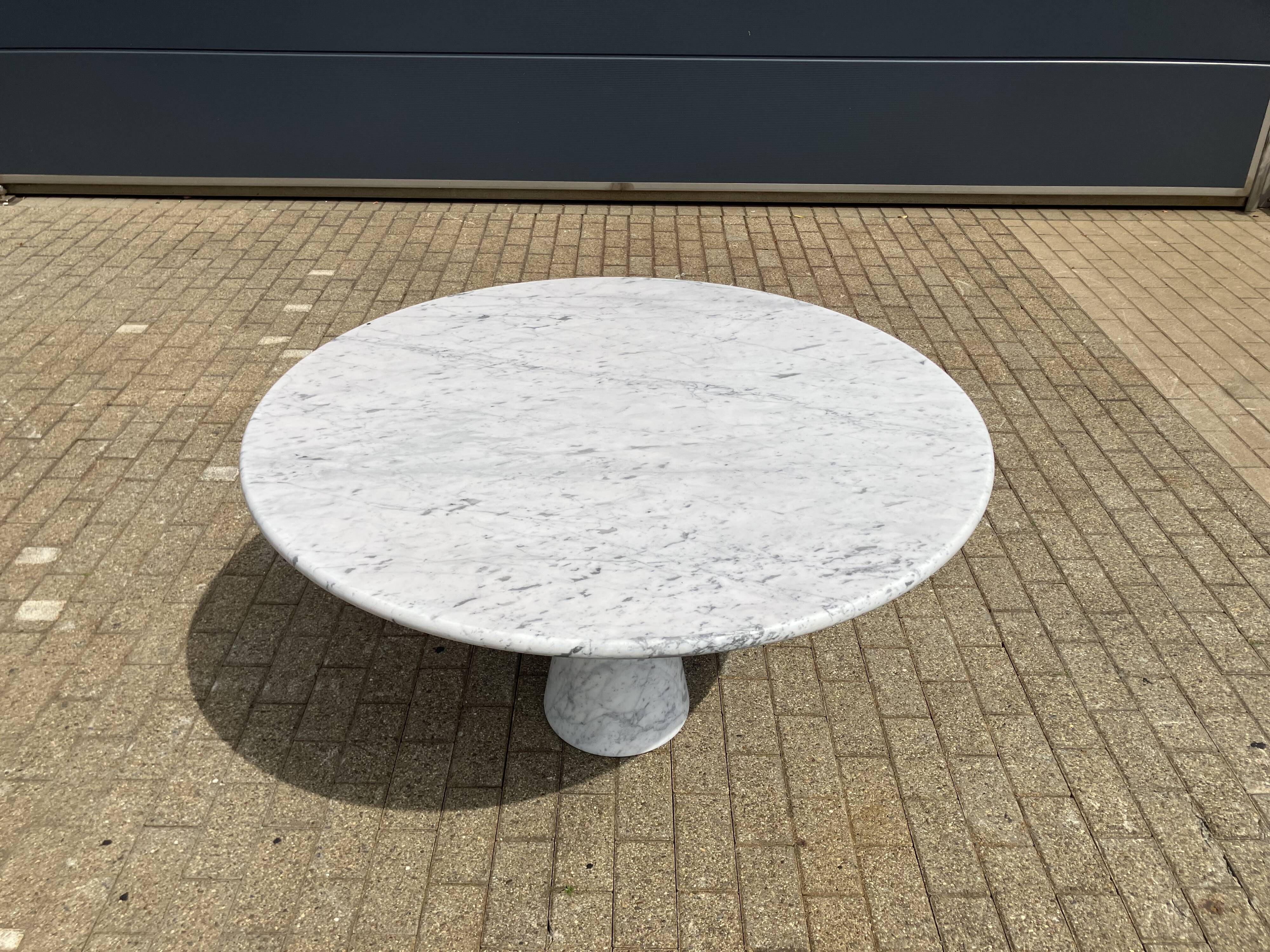 Angelo Mangiarotti M1 eettafel Skipper Carrara marmer 130cm