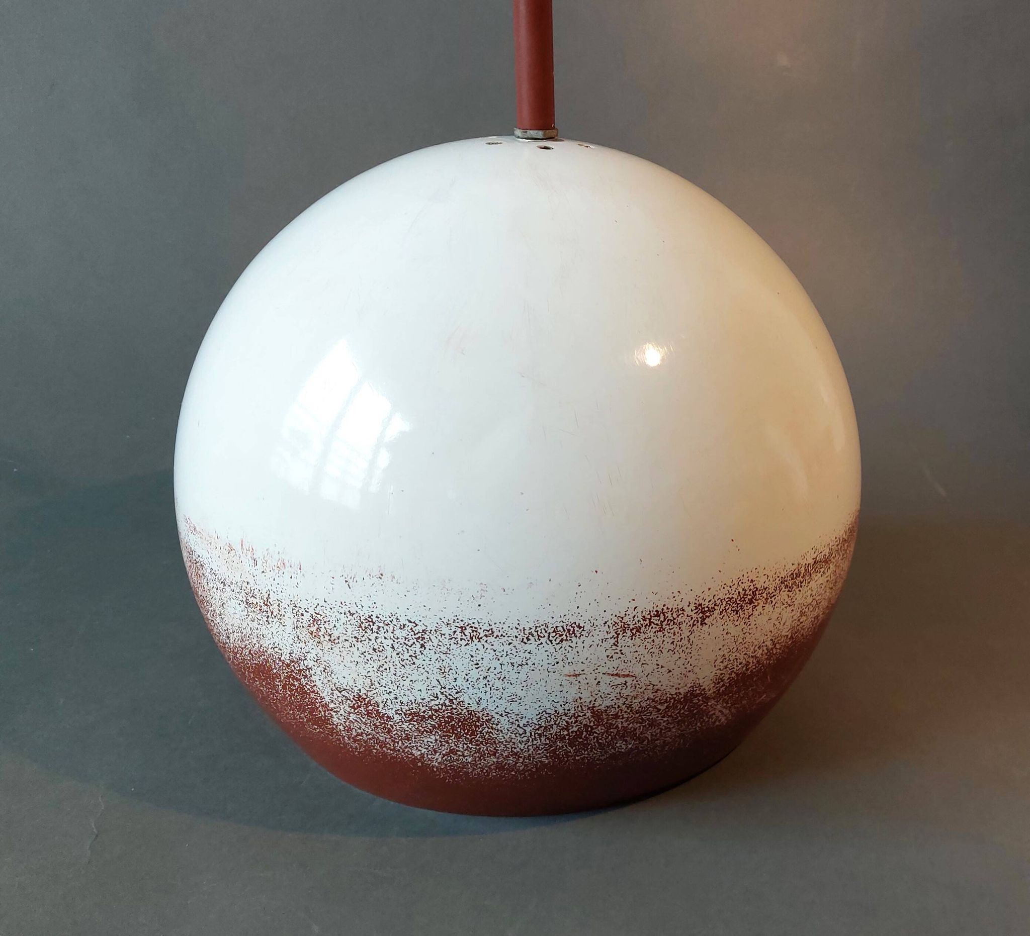 Raak pendant lamp 1960/70 in white and red metal.