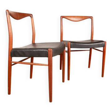 2 chaises Danoises en Teck et Skaï par Lyngfeldt Larsen 1960.