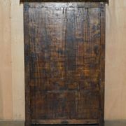 Armoire chinoise vintage peinte avec pagode et tiroirs