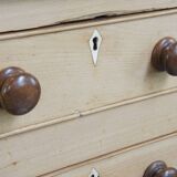 Antique English Sideboard/ Counter from the Early 19th Century in Pine Wood