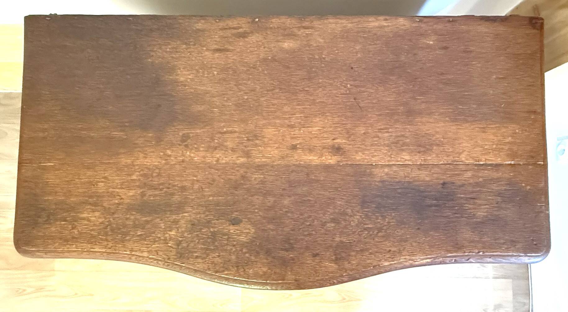 Commode alsacienne XVIIIe siècle – chêne – très beau galbe