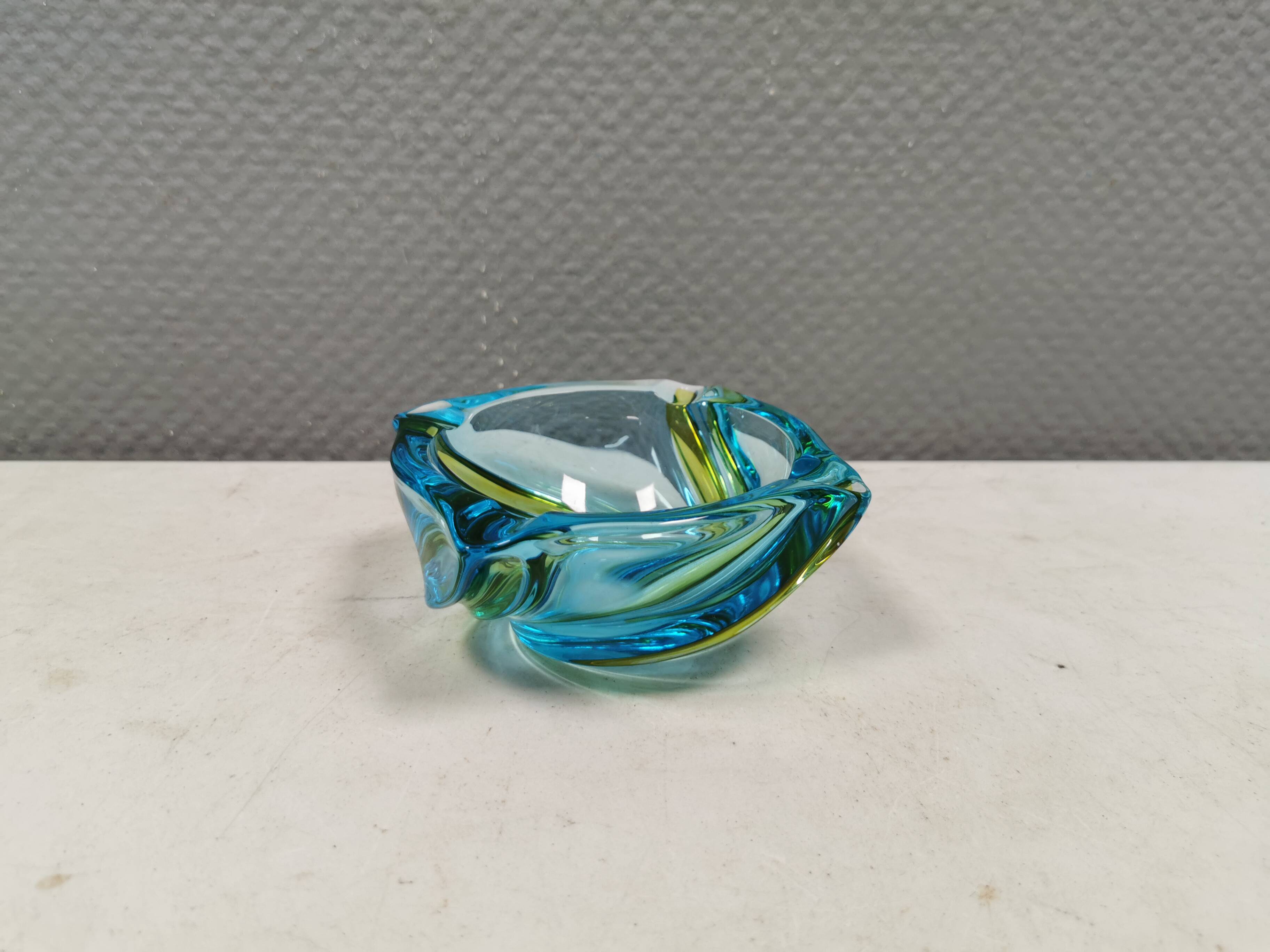 Beautiful ashtray in multicoloured glass. We guess Italy, 1980s.