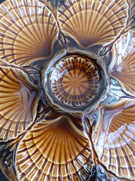 Sarreguemines barbotine shellfish plates