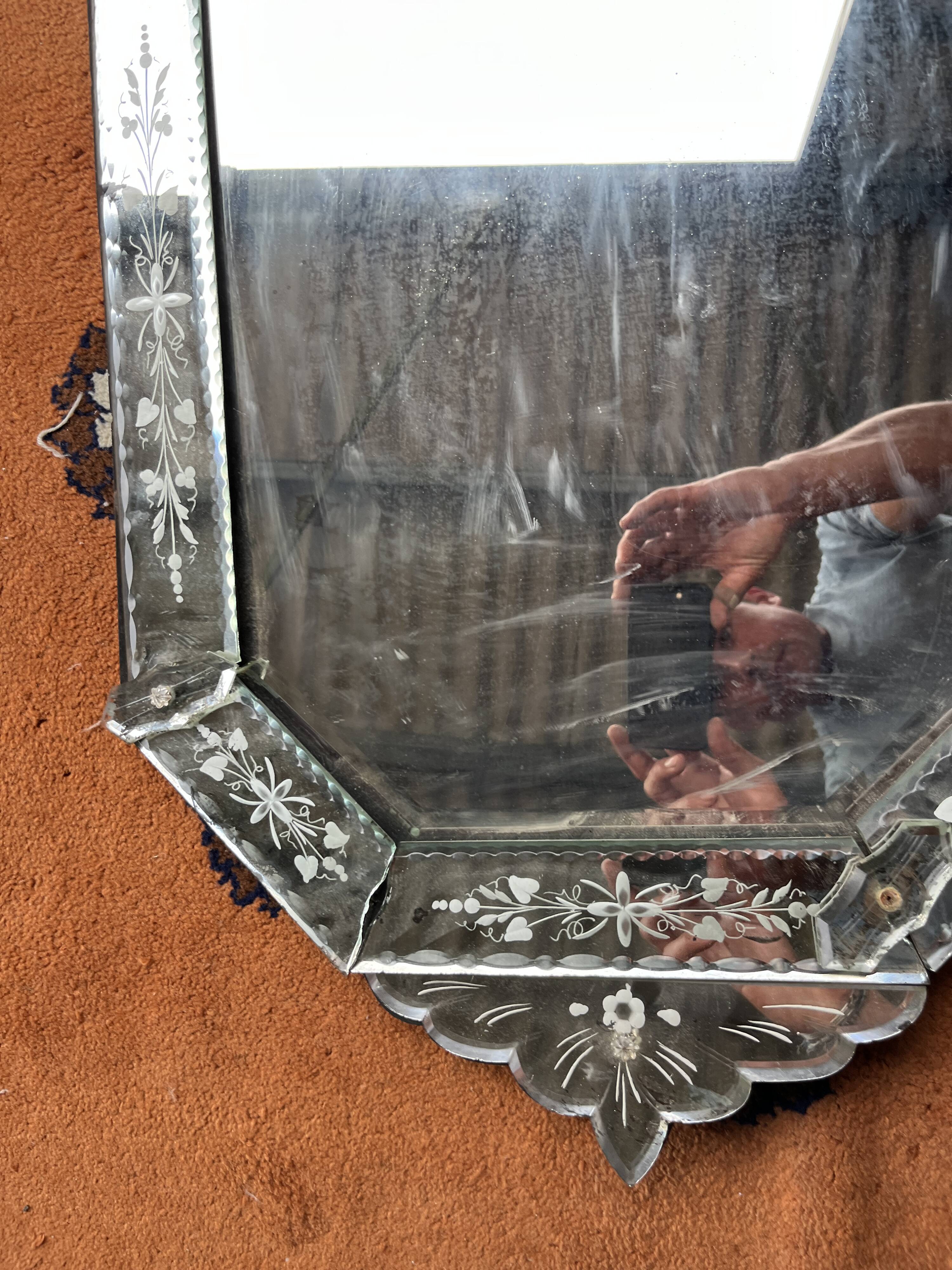 Venetian mirror 92 cm