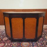 English Chesterfield mahogany bar fully upholstered in leather